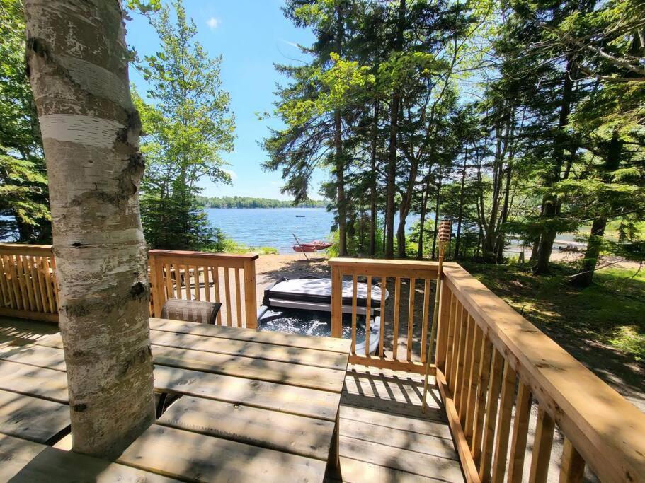Leland'S Lakehouse ولف فيل المظهر الخارجي الصورة